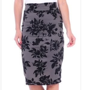 Slate Floral Pencil Skirt, M